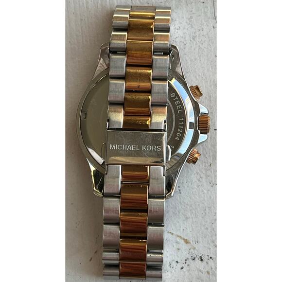 Michael Kors Layton MK5622 silver rose gold two-tone stainless steel watch $375 - Picture 3 of 11